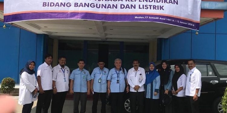 Sosialisasi Pascasarjana UMSU ke P4TK BBL